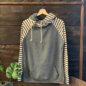 Ampersand Avenue Double Hood